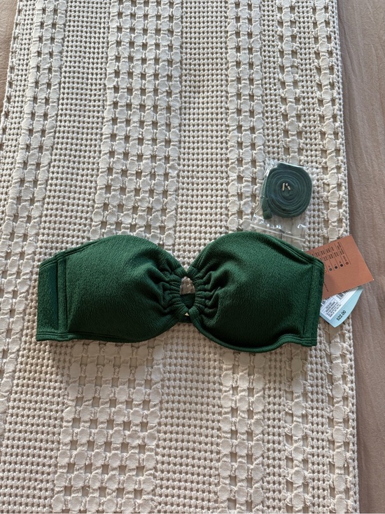 Shade & Shore Other - NEW Shade & Shore Green Strapless Bikini Top Size M